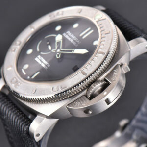 PAM984 Mike Horn Submersible Titanium VSF 47mm Black Dial Nylon Strap P9010 - Image 10