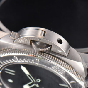 PAM984 Mike Horn Submersible Titanium VSF 47mm Black Dial Nylon Strap P9010 - Image 12