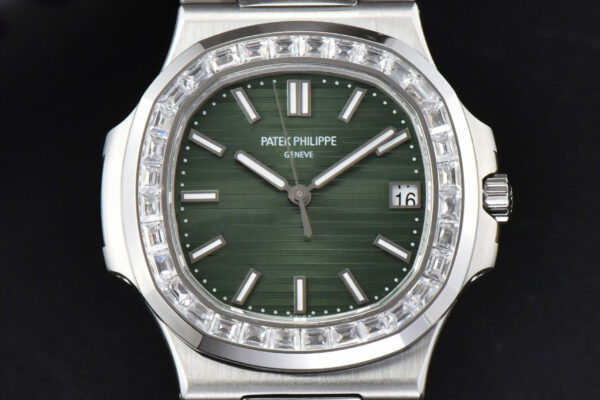 Nautilus 5711 3KF 40MM Diamond Bezel Green Dial SS Bracelet A324SC
