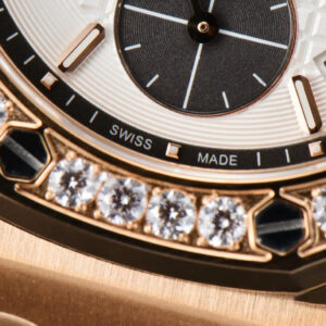 Offshore Ladies 37mm 26231ST RG RXWF Diamond White Dial Black Subdial Gray Rubber Strap Quartz - Image 12