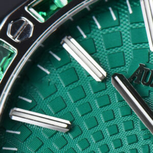 Royal Oak Tourbillon 41mm R8F Diamond Bezel Green Dial SS Bracelet Flying Tourb V2 - Image 5