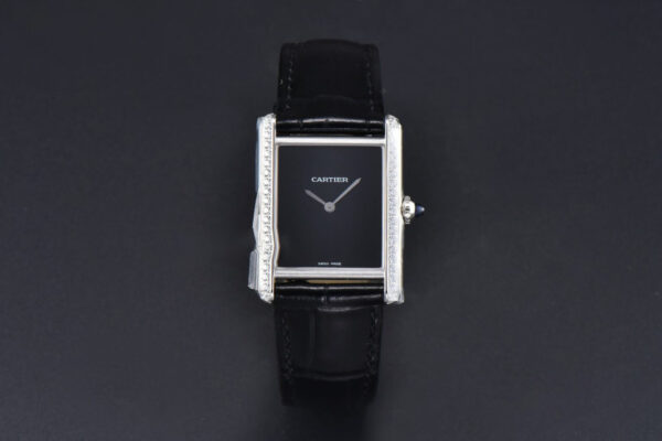 Tank Must Large 33.7×25.5mm K11F Diamond Bezel Black Dial Black Leather Strap Quartz