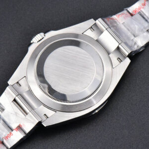 AirKing 126900 40mm GMF Black Dial On SS Bracelet VR3230 - Image 20