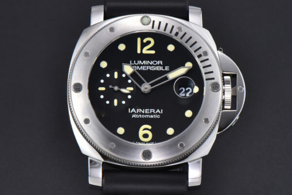PAM1024 Luminor Submersible 44mm VSF Black Dial Rubber Strap