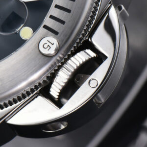 PAM1024 Luminor Submersible 44mm VSF Black Dial Rubber Strap - Image 9