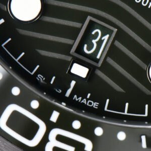 Seamaster Diver 300M 42mm ZF Green Ceramic Green Dial Green Rubber Strap A8800 - Image 11