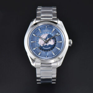 Aqua Terra 150m GMT Worldtimer 43mm VSF Ice Blue Dial SS Bracelet A8938