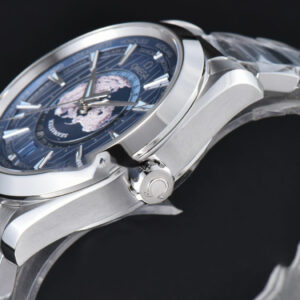 Aqua Terra 150m GMT Worldtimer 43mm VSF Ice Blue Dial SS Bracelet A8938 - Image 5