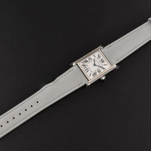 Tank Must Large 33.7×25.5mm K11F White Dial Gray Smooth Calf Strap Quartz - Image 3