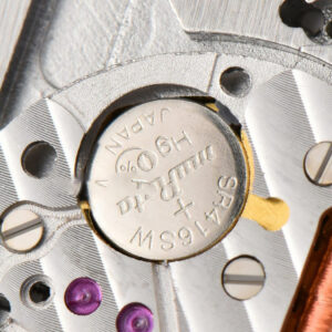 Tank Must Large 33.7×25.5mm Diamond K11F White Dial Red Litchi Grained Strap Quartz - Image 9
