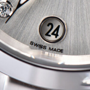 Aqua Terra 150M Ladies VSF 34MM Silver Dial Diamond Marker SS Bracelet A8800 - Image 5
