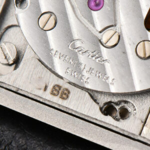 Tank Must Small 29.5×22mm Diamond K11F White Dial Red Litchi Grained Strap Quartz - Image 7