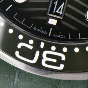 Seamaster Diver 300M 42mm ORF Green Ceramic Green Dial Green Rubber Strap A8800 - Image 34