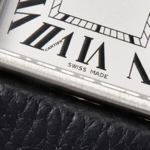 Tank Must Large 33.7×25.5mm K11F White Dial Black Litchi Grained Strap Quartz - Image 20