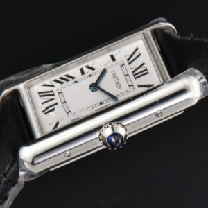 Tank Must Large 33.7×25.5mm K11F White Dial Smooth Black Strap Quartz - Image 16