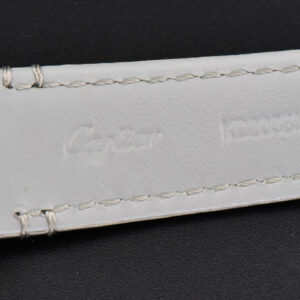 Tank Must Large 33.7×25.5mm K11F White Dial Gray Smooth Calf Strap Quartz - Image 24