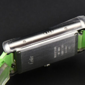Tank Must Large 33.7×25.5mm K11F White Dial Green Smooth Calf Strap Quartz - Image 13