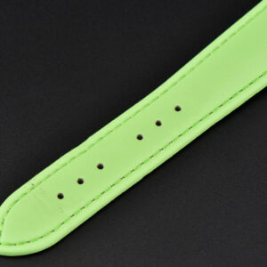 Tank Must Large 33.7×25.5mm K11F White Dial Green Smooth Calf Strap Quartz - Image 15