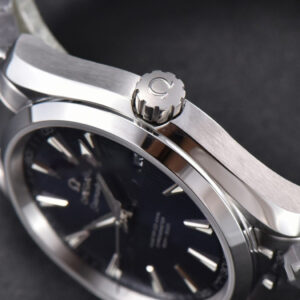 Aqua Terra 150M VSF 41MM Blue Textured Dial SS Bracelet A8500 - Image 8