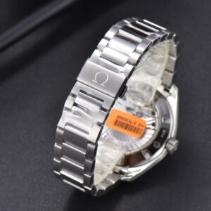 Aqua Terra 150M VSF 41MM Blue Textured Dial SS Bracelet A8500 - Image 12