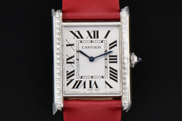 Tank Must Large 33.7×25.5mm Diamond K11F White Dial Red Smooth Calf Strap Quartz