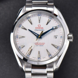 Aqua Terra 150M VSF 41MM White Dial Gold Hand SS Bracelet A8900