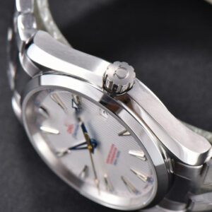 Aqua Terra 150M VSF 41MM White Dial Gold Hand SS Bracelet A8900 - Image 25