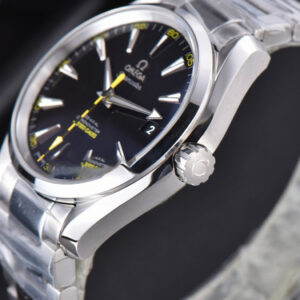 Aqua Terra 150M VSF 41MM Black Textured Dial Bumble Bee SS Bracelet A8500 - Image 25