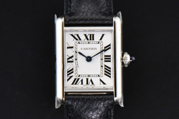 Tank Must Small 29.5×22mm K11F White Dial Litchi Grained Strap Quartz