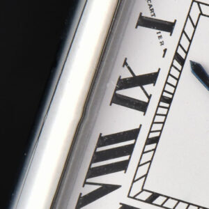 Tank Must Small 29.5×22mm K11F White Dial Litchi Grained Strap Quartz - Image 19