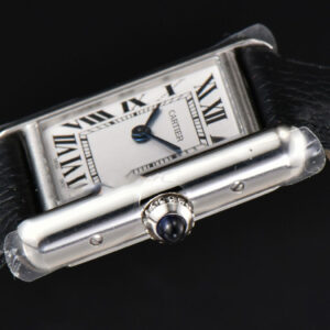 Tank Must Small 29.5×22mm K11F White Dial Litchi Grained Strap Quartz - Image 22