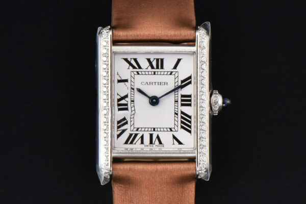 Tank Must Small 29.5×22mm Diamond K11F White Dial Brown Smooth Strap Quartz