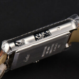 Tank Must Small 29.5×22mm Diamond K11F White Dial Brown Smooth Strap Quartz - Image 19