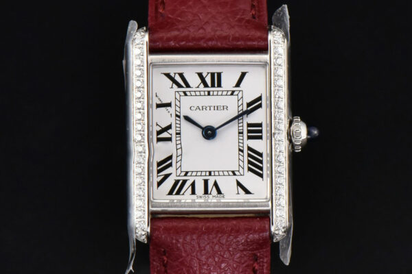 Tank Must Small 29.5×22mm Diamond K11F White Dial Red Litchi Grained Strap Quartz