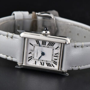 Tank Must Small 29.5×22mm K11F White Dial Gray Smooth Calf Strap Quartz - Image 17