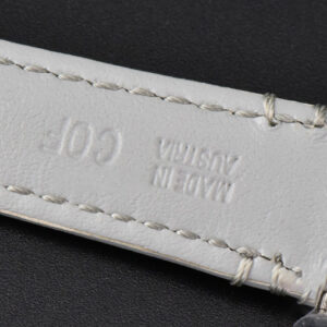 Tank Must Small 29.5×22mm K11F White Dial Gray Smooth Calf Strap Quartz - Image 23