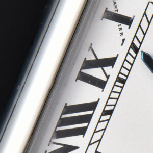 Tank Must Large 33.7×25.5mm K11F White Dial Black Smooth Strap Quartz - Image 12