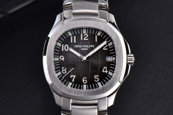 Aquanaut 5167 40mm 3KF Black Dial SS Bracelet A330 V3