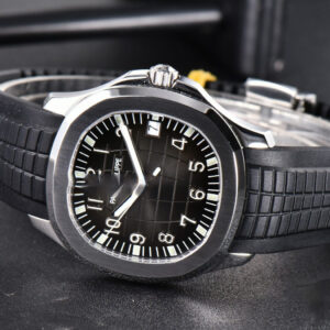 Aquanaut 5167 40mm 3KF Black Dial Black Rubber Strap A330 V3 - Image 3