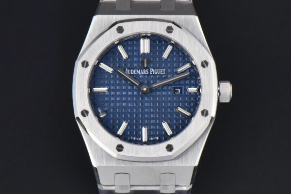 Royal Oak Ladies 67650ST 33mm ZF SS Blue Dial SS Bracelet Quartz