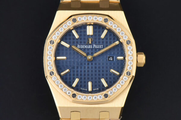 Royal Oak Ladies 67651BA 33mm ZF YG Diamond Blue Dial Blue Bracelet Quartz
