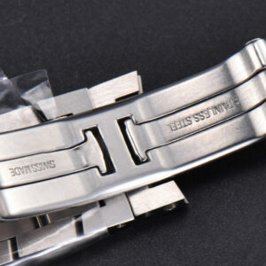 Tank Francaise Small 25.7mmx 21.2mm K11F SS Bracelet Quartz - Image 19