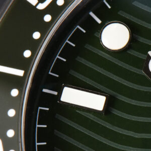Seamaster Diver 300M 42mm VSF Green Ceramic Green Dial Green Rubber Strap A8800 - Image 3