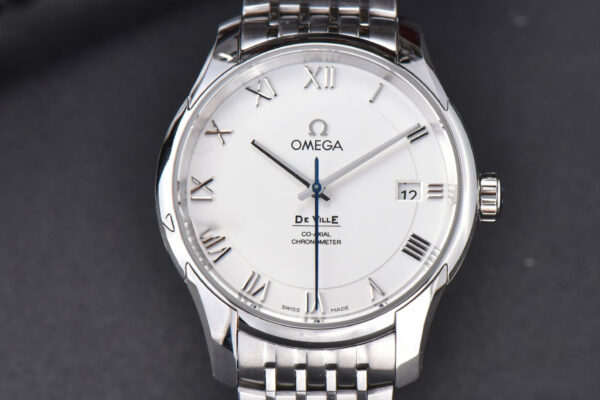 De Ville Hour Vision VSF 41MM White Dial Roma Marker SS Bracelet A8500
