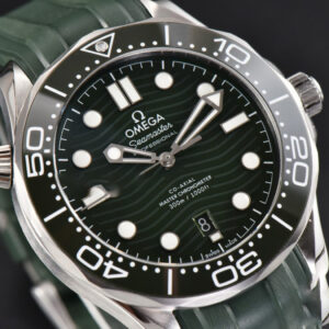 Seamaster Diver 300M 42mm VSF Green Ceramic Green Dial Green Rubber Strap A8800 - Image 8