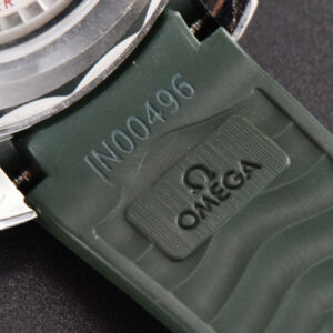 Seamaster Diver 300M 42mm VSF Green Ceramic Green Dial Green Rubber Strap A8800 - Image 17