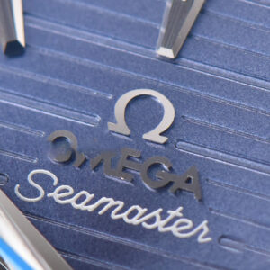Aqua Terra 150M Master Chronometers VSF 41MM Dark Blue Dial Blue Hand Rubber Strap A8900 - Image 9