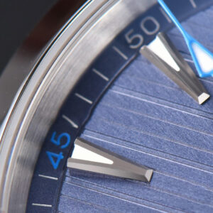 Aqua Terra 150M Master Chronometers VSF 41MM Dark Blue Dial Blue Hand Rubber Strap A8900 - Image 10