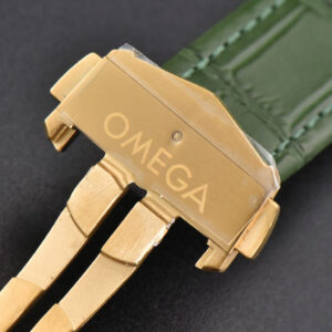 Speedmaster Moonwatch 42.5mm V6SF YG/Green Dial Green Rubber Strap Manual Chrono - Image 22