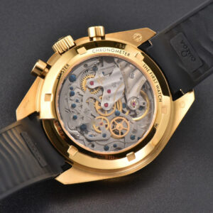 Speedmaster Moonwatch 42.5mm V6SF YG Dial Black Rubber Strap Manual Chrono - Image 4